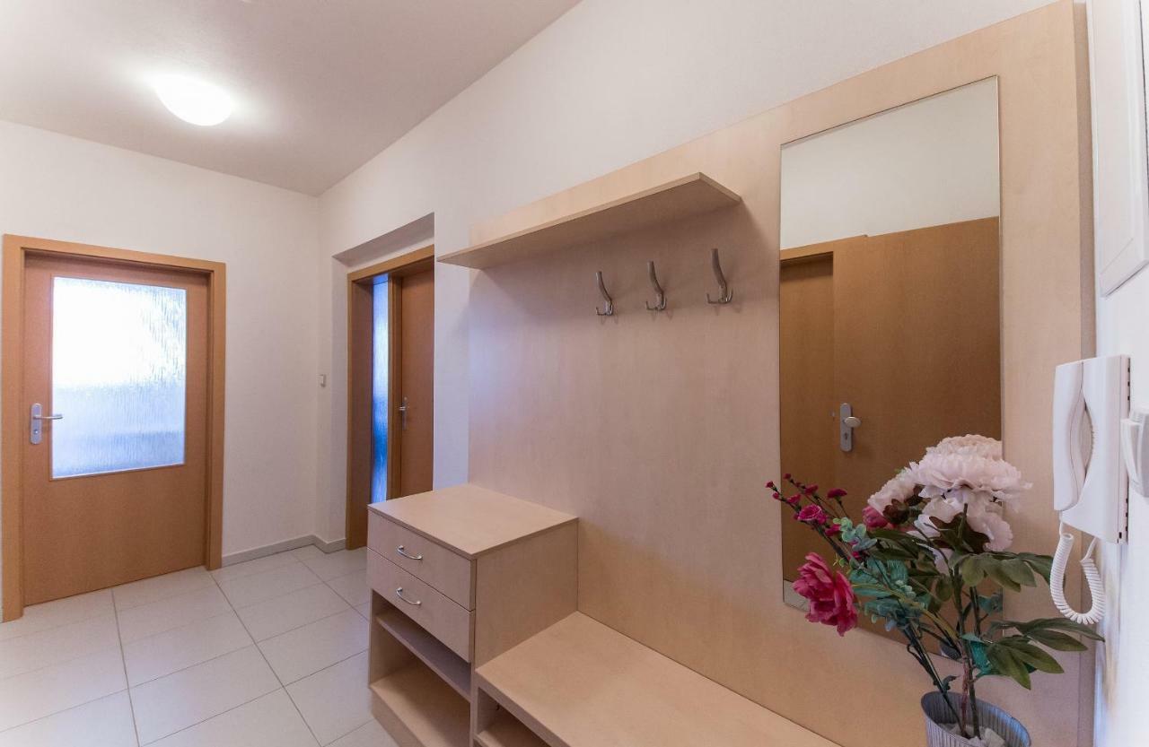 Apartman U Lazni D23 Trebon Bagian luar foto